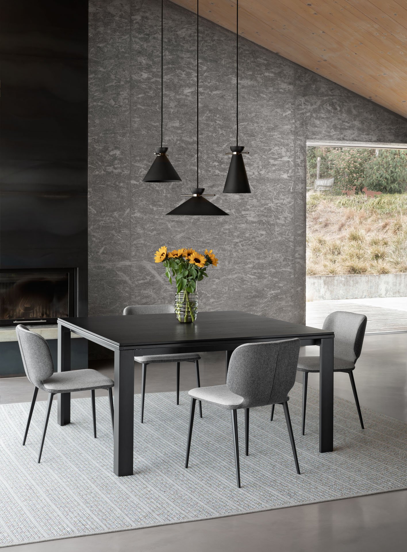 MIDJ_Marcopolo_table_Wrap_chair (2).jpeg