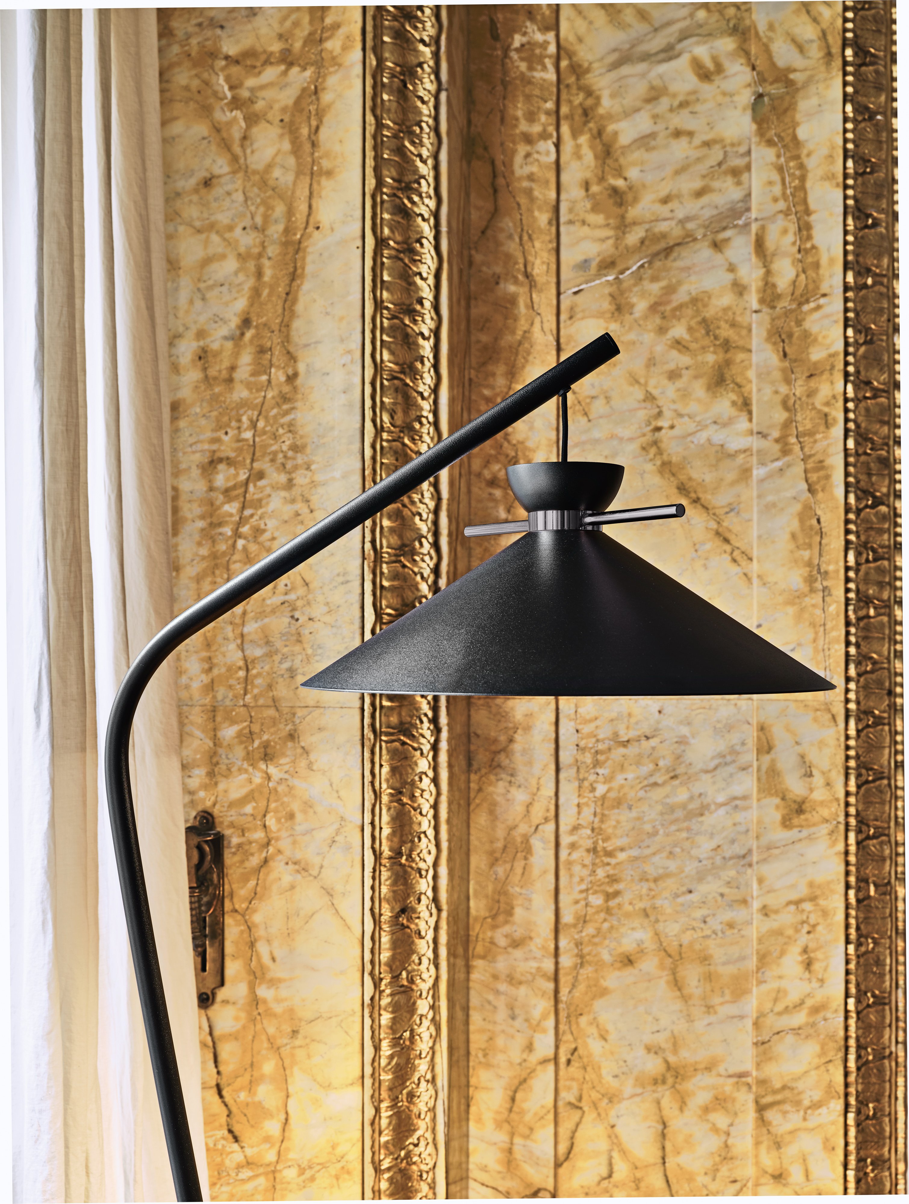 MIDJ_Japan_lamp