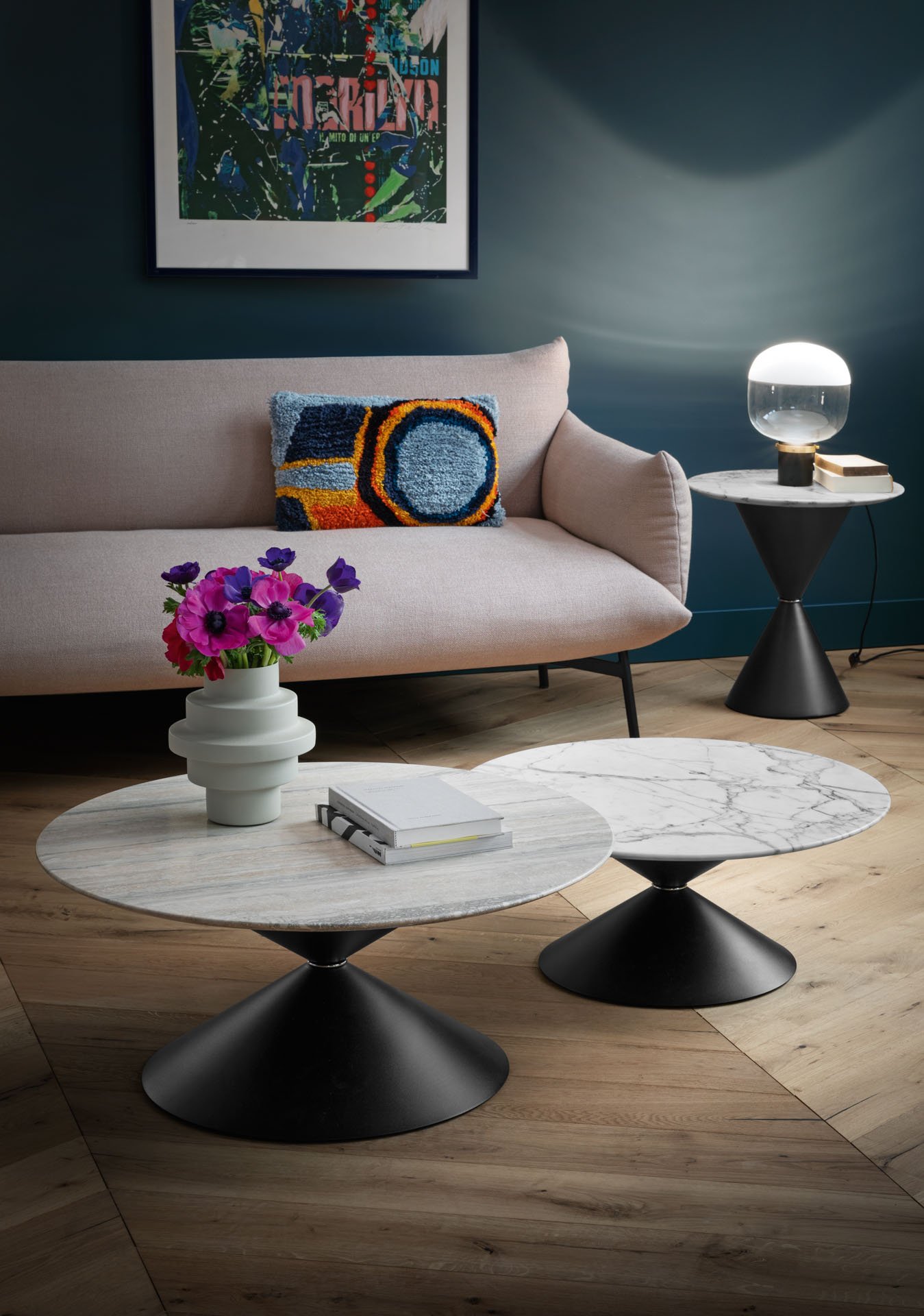 MIDJ_Ghost_lamp_Clessidra_coffee table_Area_sofa