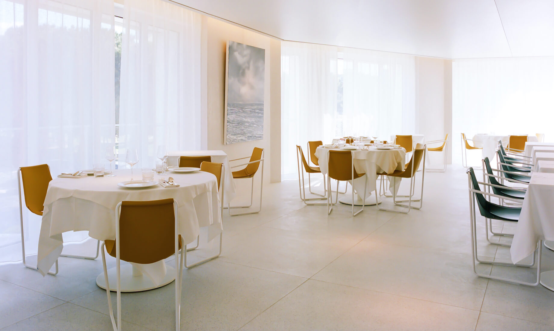 Mobilier de restaurant design L'Arbre 