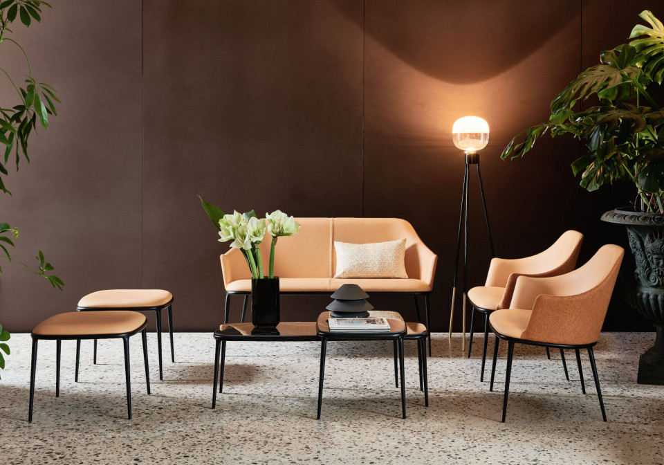 Lea sofa, lounge and pouf in orange leather