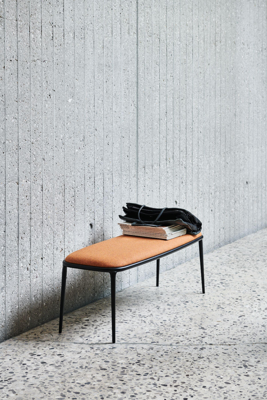 Lea bench in orange leather