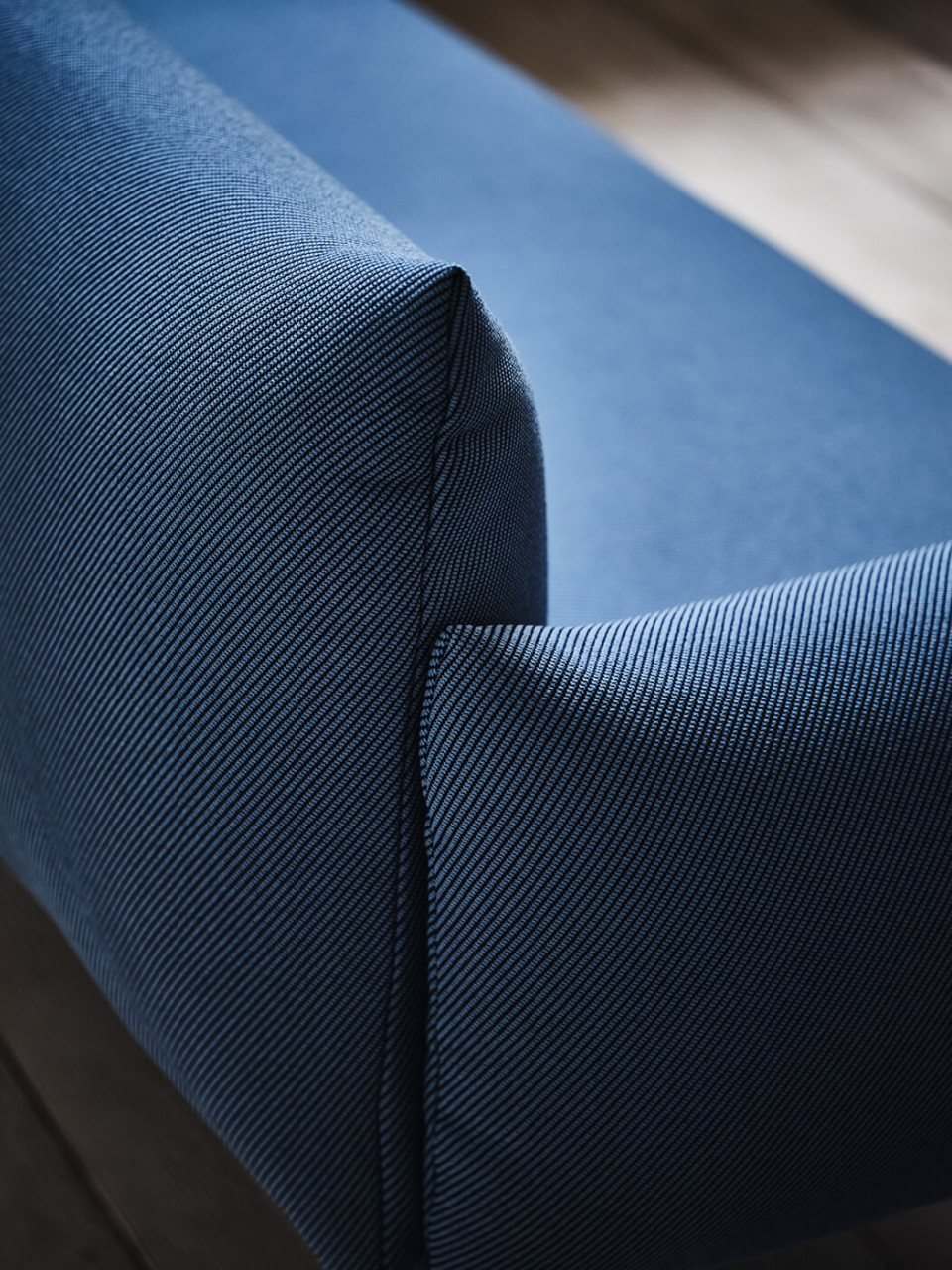 Detail of Area sofa in blue fabric