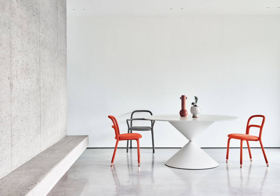 Clessidra table by Midj design Paolo Vernier