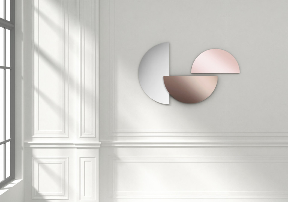 Modern wall mirrors from Hoodi collection design Roberto Paoli for midj