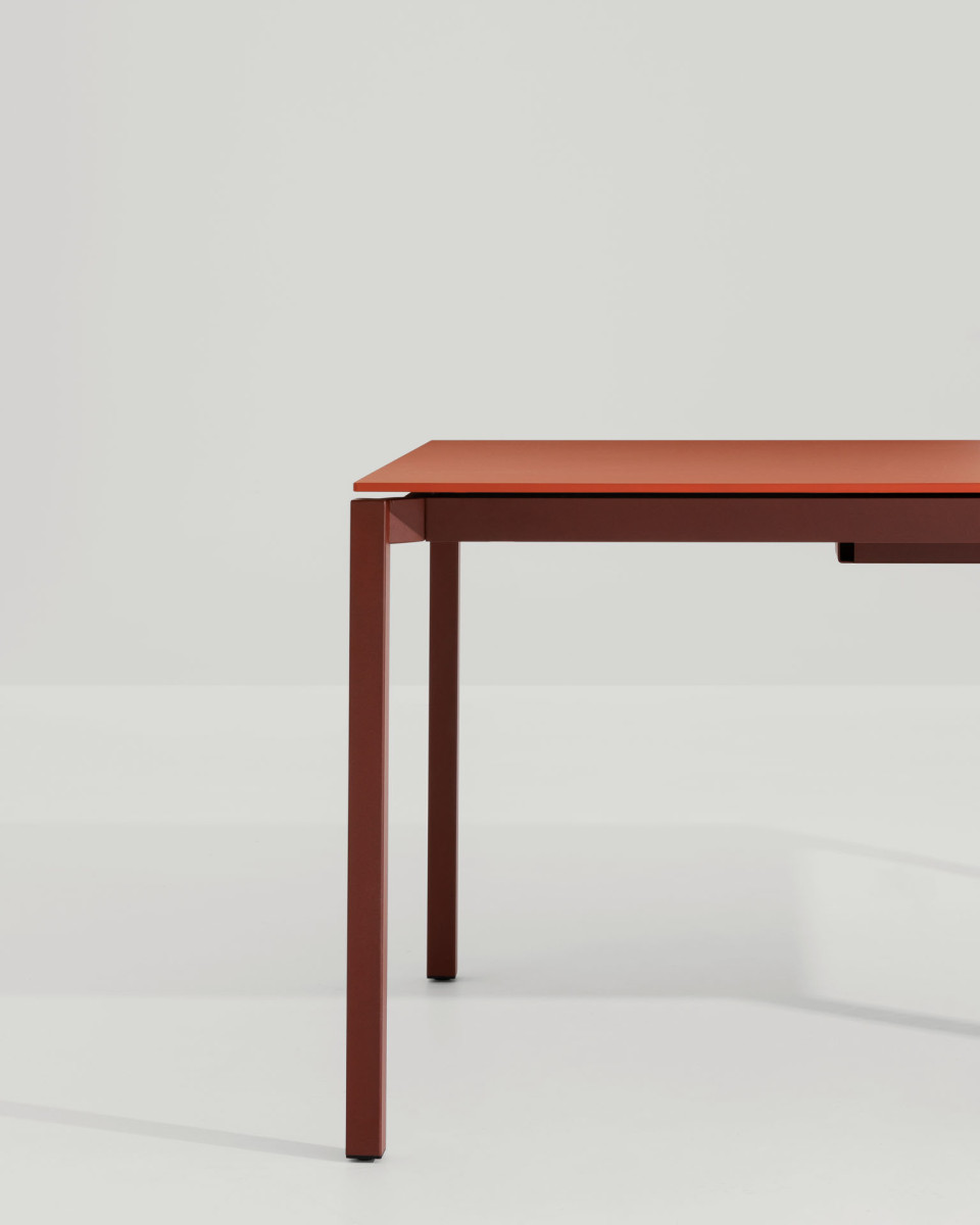more extandable table midj
