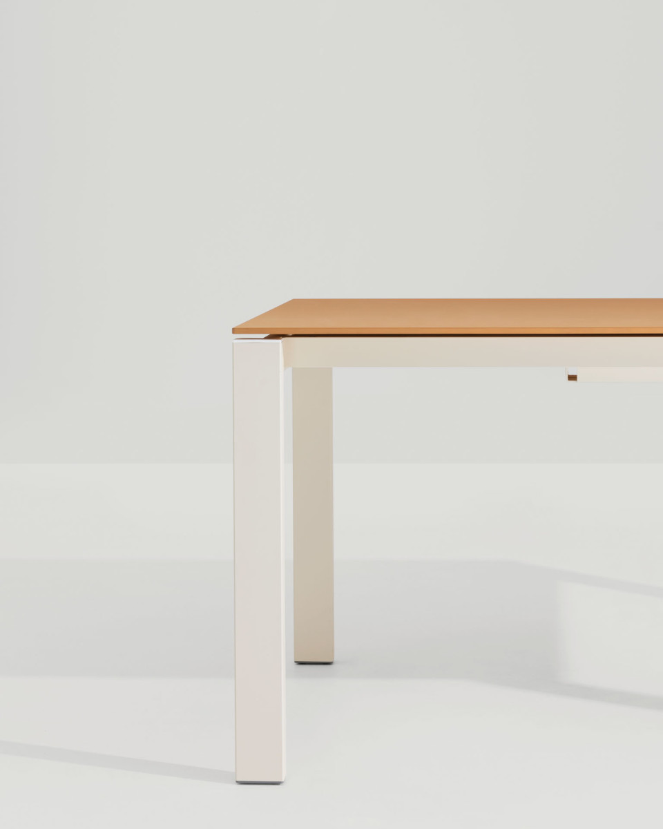 Badù extendable table MIDJ