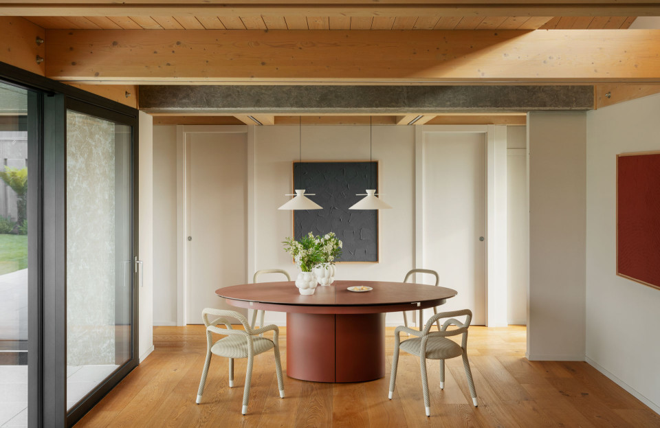 Sesamo table collection MIDJ