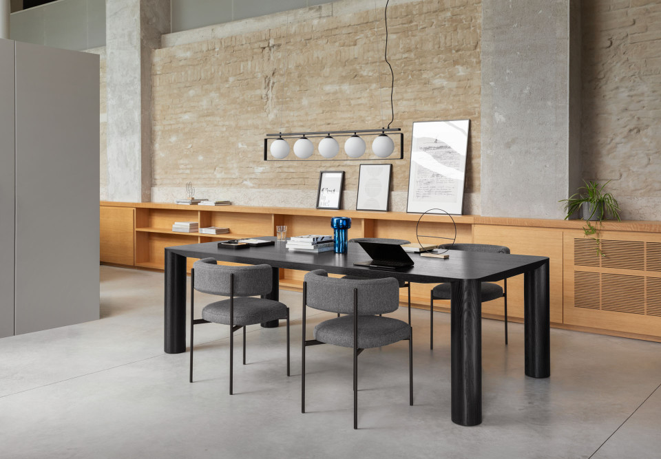 Amelie armchair in fabric design by Roberto Paoli for Midj