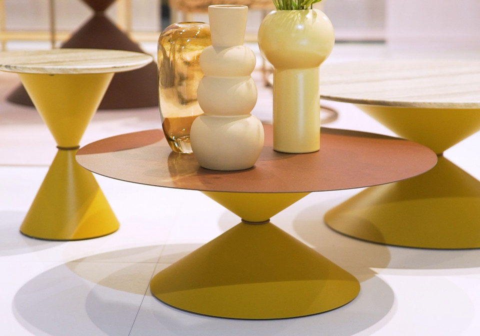 coffee table Clessidra design Paolo Vernier di Midj