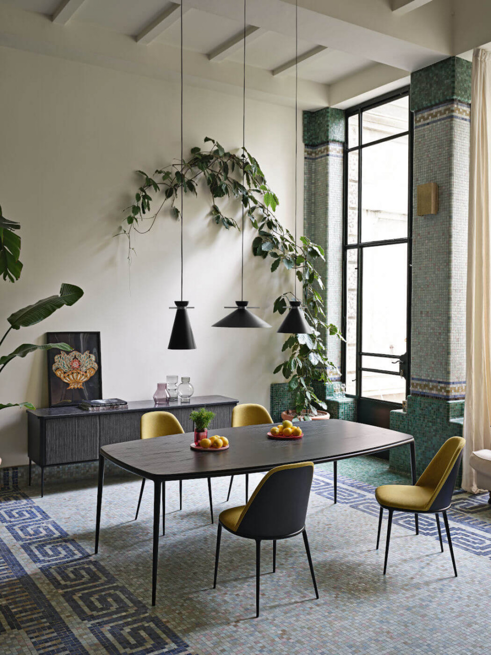 Lea sideboard with 73cm height in black wood