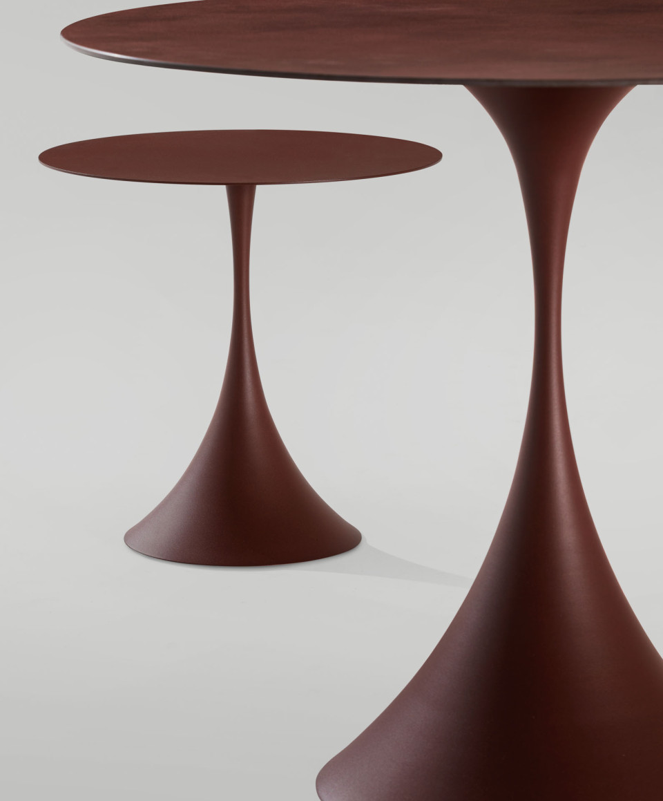 leo coffee table midj
