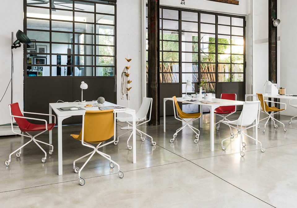 Apelle chair with wheels with white metal legs and seat in white, red and orange hide 