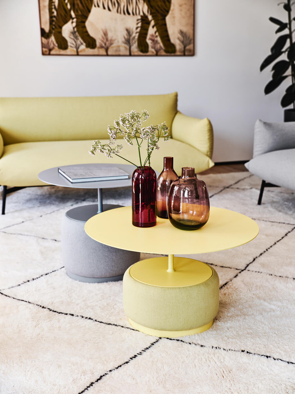 Bloom coffee tables in yellow and grey versions