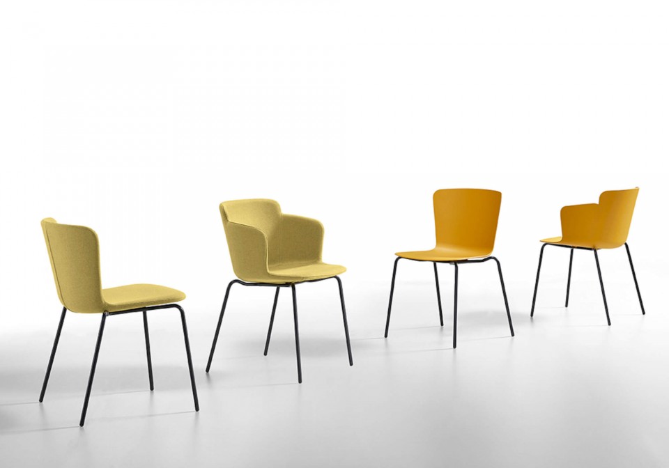 Calla armchair with white polypropylene seat and black metal frame