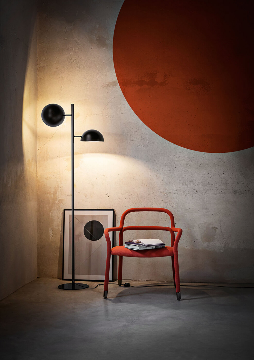 Charlotte floor lamp in black steel