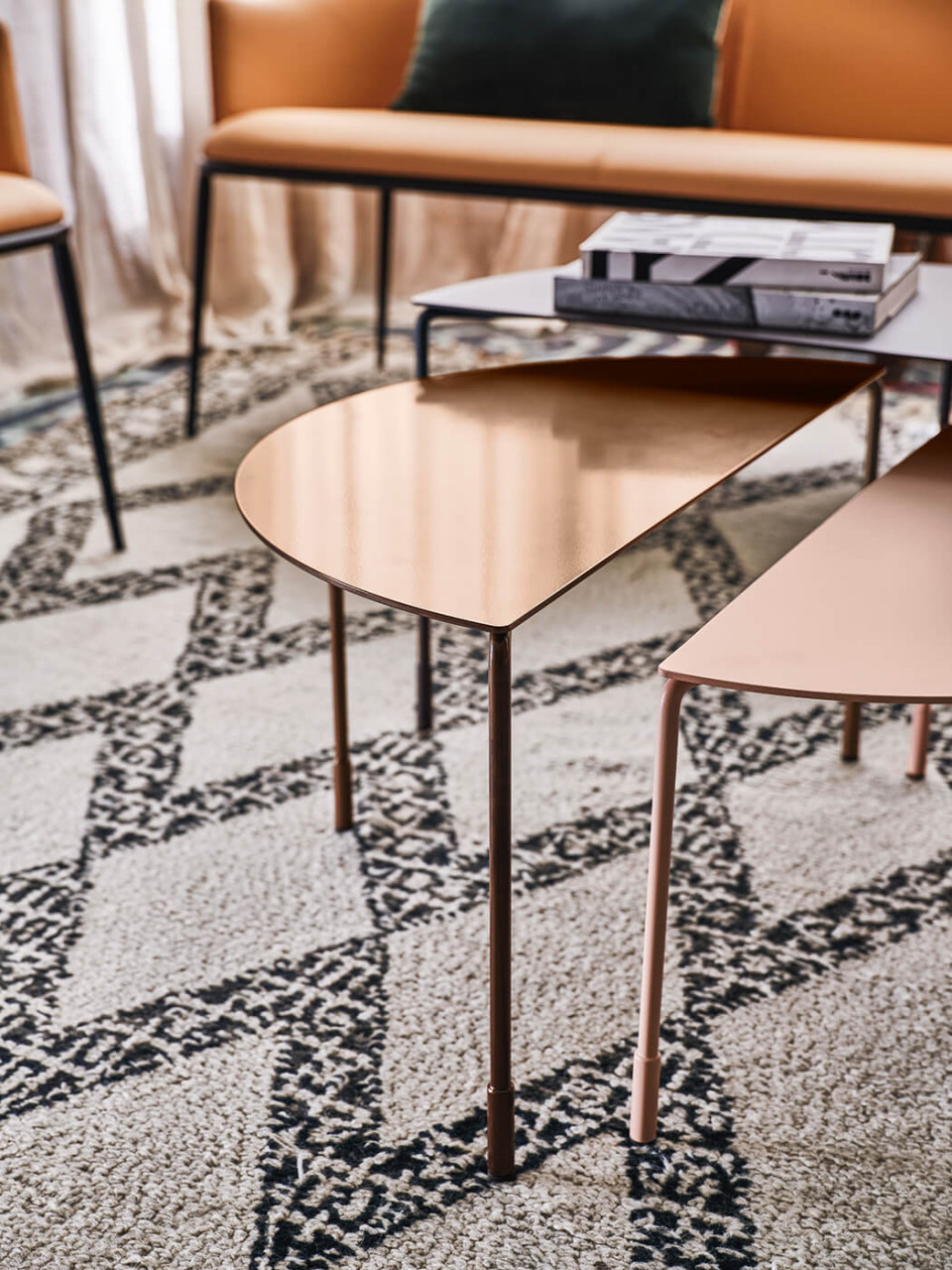  Hoodi coffee table collection by MIDJ