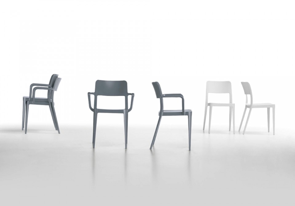 Nenè armchair in light blue and white polypropylene