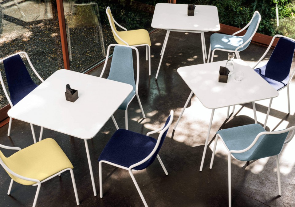 Ola chair with seat in light blue, blue and yellow fabric