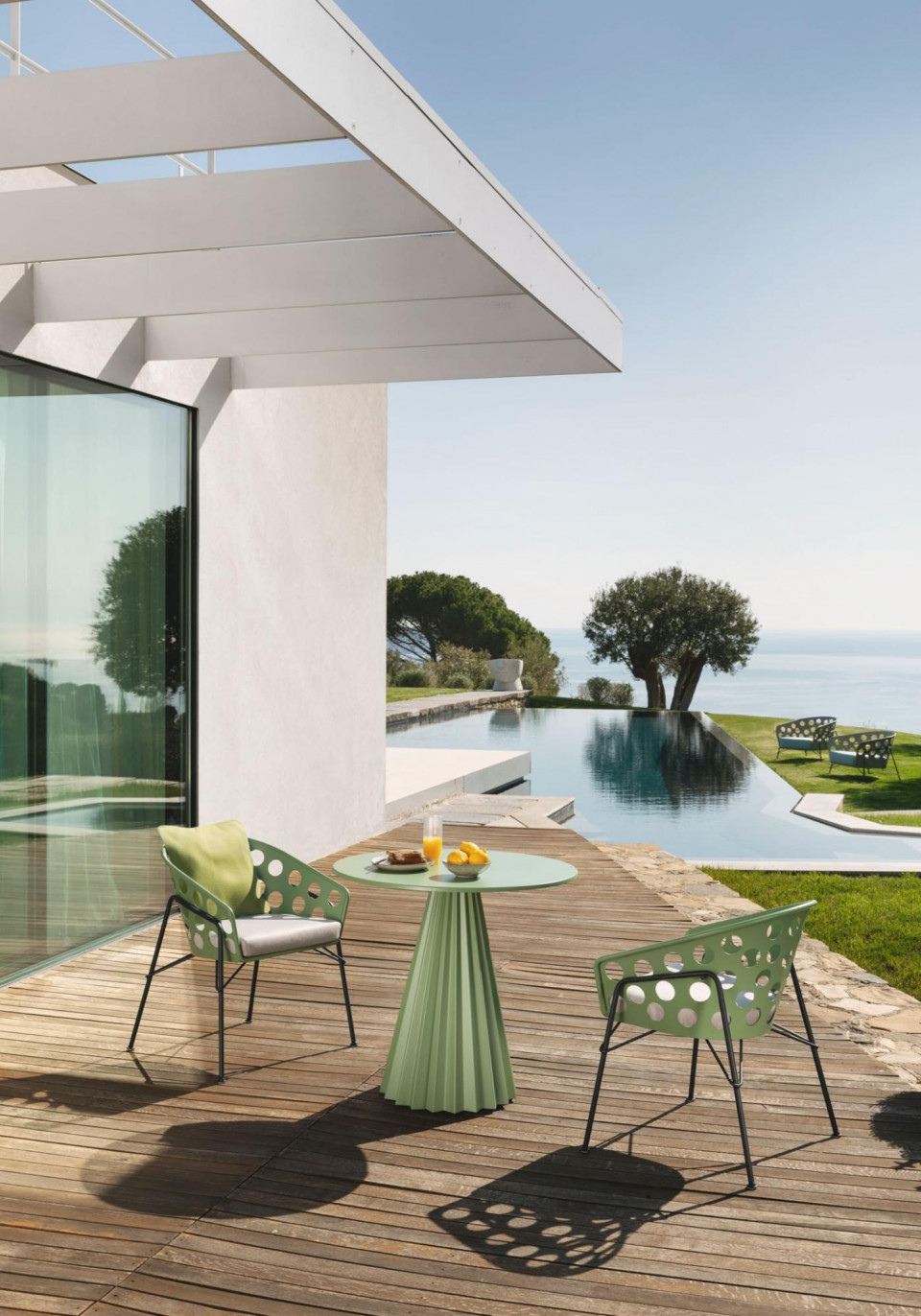 Plissé H73 table design Paola Navone for MIDJ