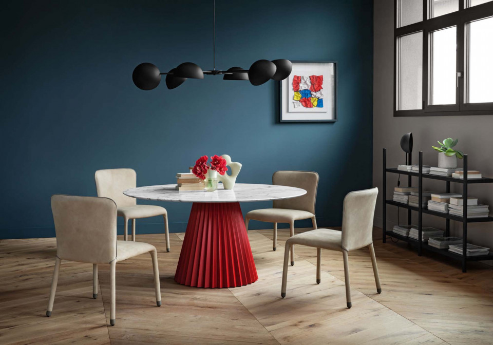 S1 chairs in beige leather