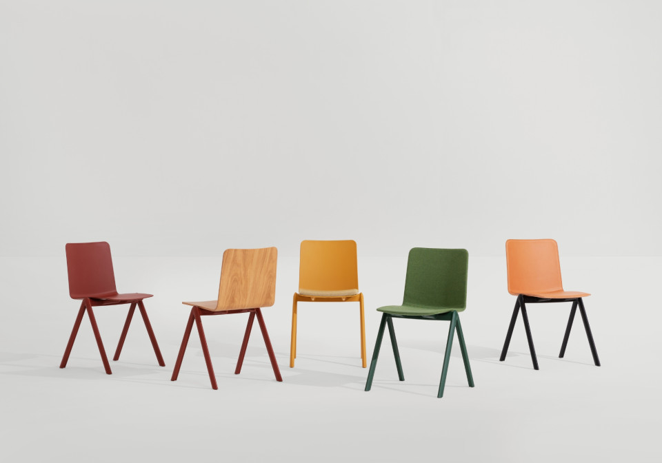 Stack chair in polypropylene stackable design MIDJ 