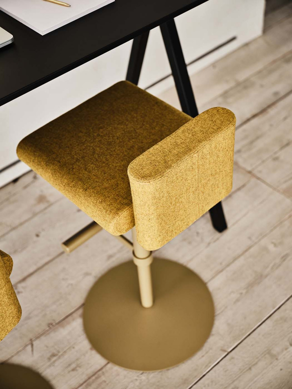 Tabouret de bar Toy jaune