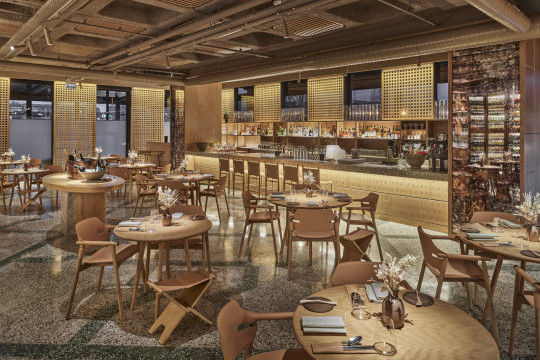 restaurantTurk Fatih Tutak with suite armchairs by midj