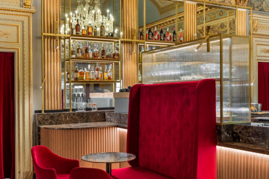 Caffè San Carlo in Turin furnished with Lea collection by MIDJ