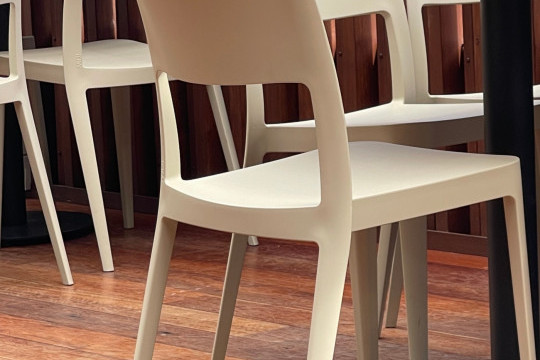 Chairs from the Nenè collection furnish the Rātā Cafe in Wellington, New Zealand