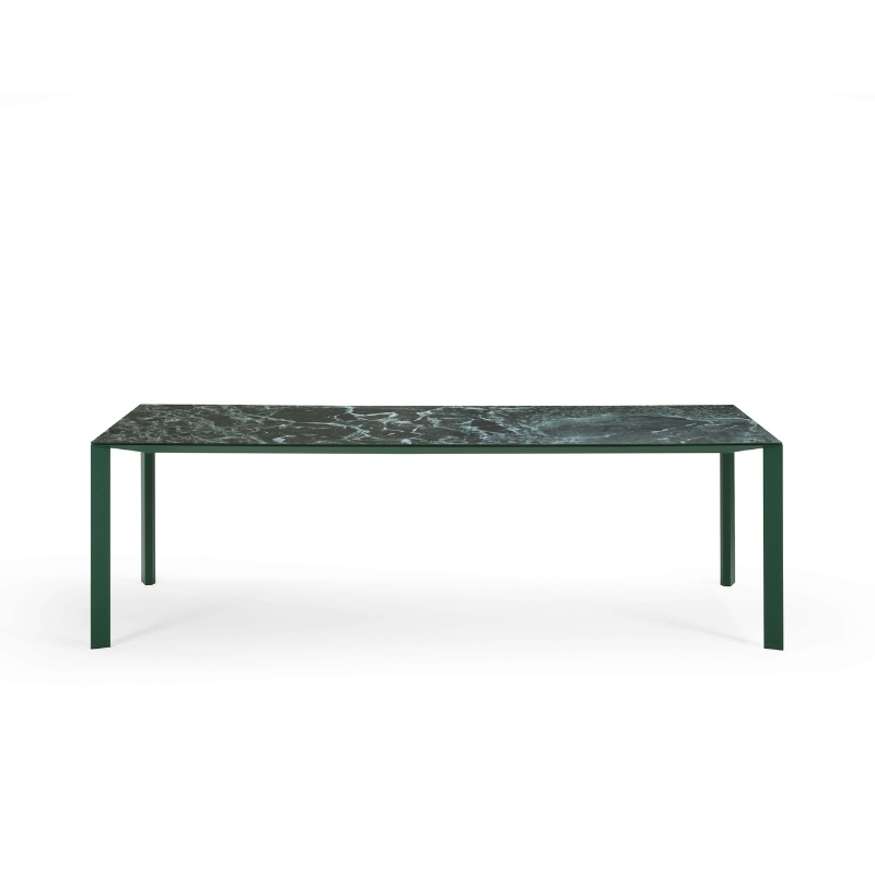 Fixed table