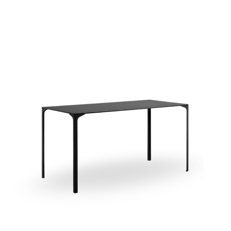 Fixed table